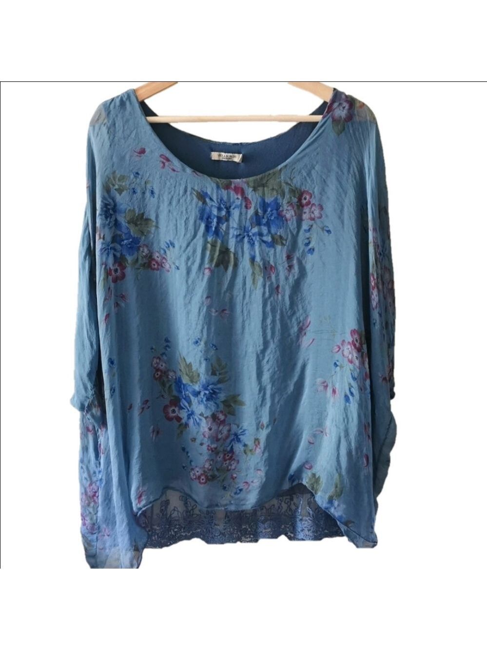 Viola Borghi silk blouse. Size small. EUC
